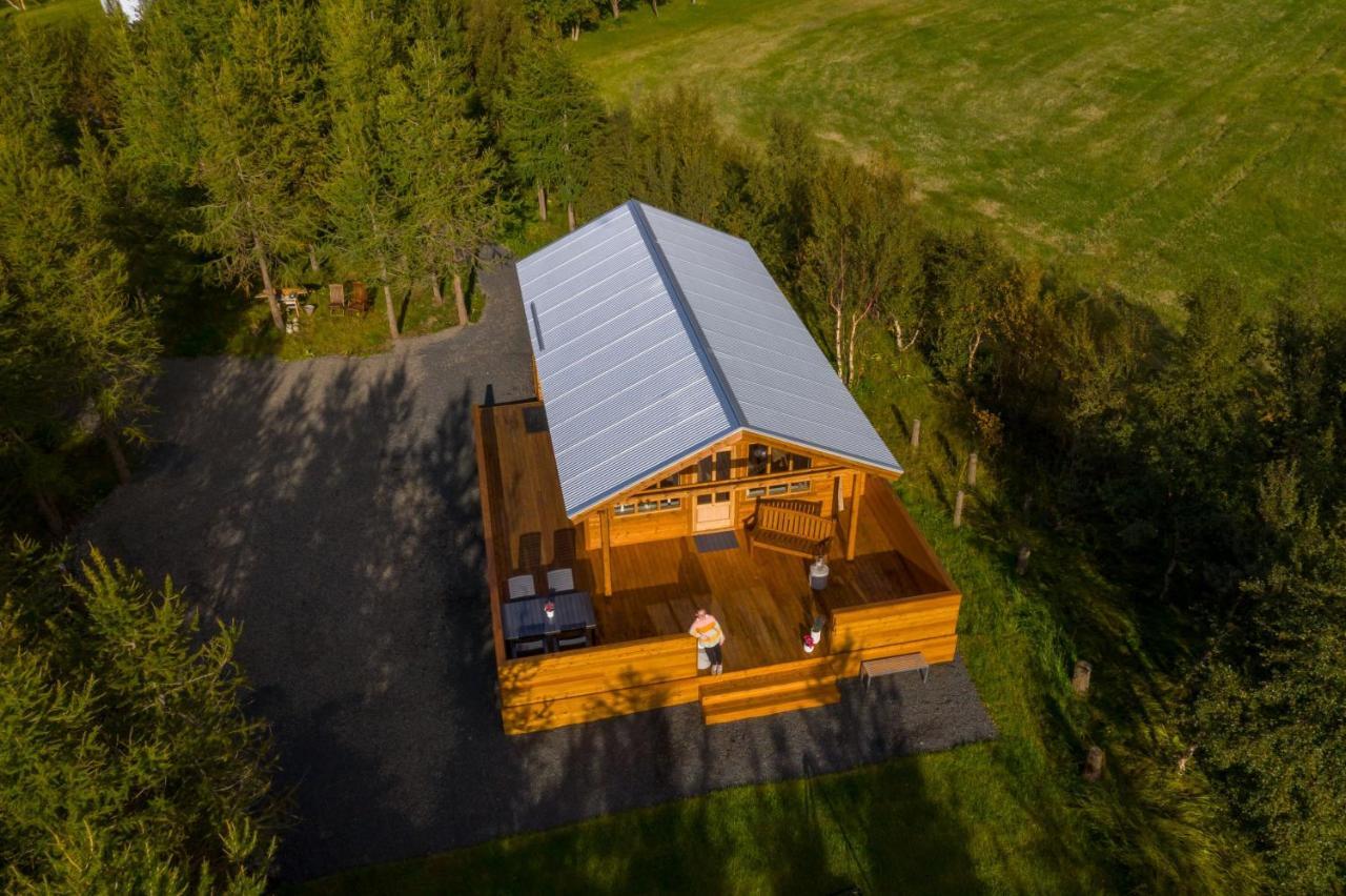 Asholl Guesthouse - Farmstay Akureyri Exterior photo